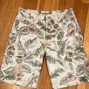 True Religion Tropical Print Cargo Shorts